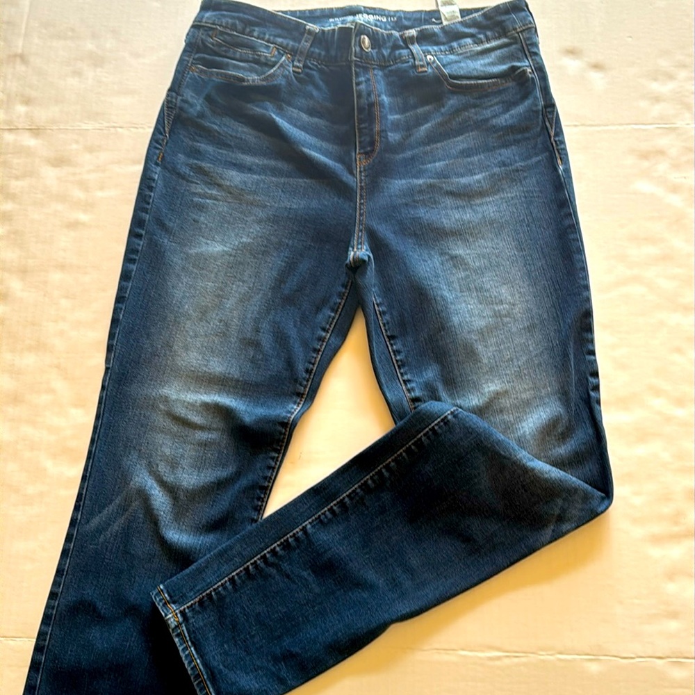 Chico’s size 1.5 (10) Platinum Jegging